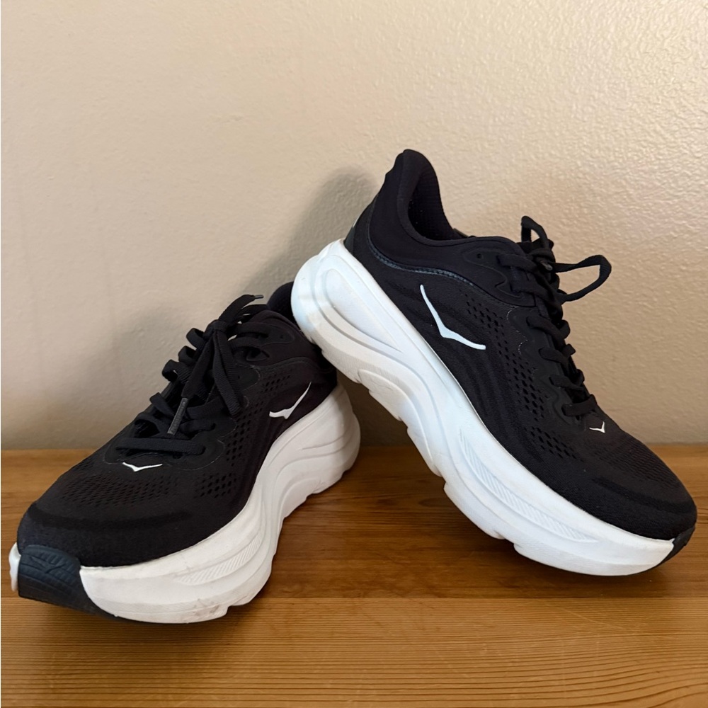 Hoka bondi 9